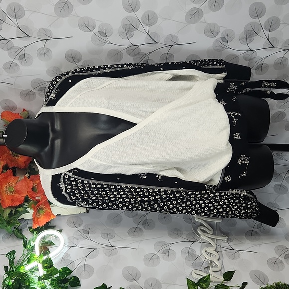 FP Auxton Thermal Wrap Blouse - Picture 2 of 9